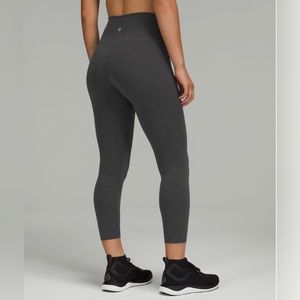 Lululemon Wunder train high rise crop 23” sz 14